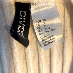 I’m selling this item because I don’t wear it